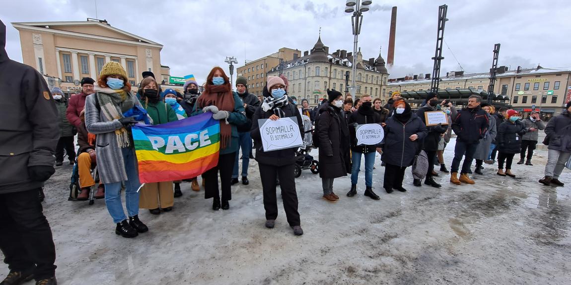 Mielenosoitus Ukrainan sotaa vastaan Tampere 24.2.2022 kuva Petra Packalen
