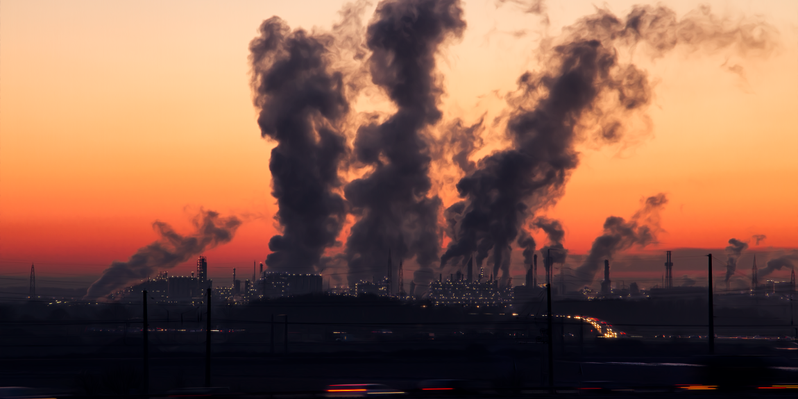 Teollisuuden päästöt kiihdyttävät ilmastonmuutosta. kuva Pixabay