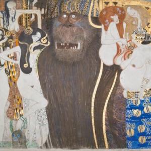 Gustav Klimt: Beethoven-friisi: Vihamieliset voimat - paneeli 1, etuseinä, (1901/1902), Belvedere, Wien. Pysyvästi lainassa Secession-rakennuksessa Wienissä. Kuva: Belvedere, Wien. Näyttelyssä on seinämaalauksista esillä kopiot. 