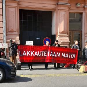 Natoherrat ulos Suomesta mielenosoitus 26.4.2023 Helsinki kuva Marko Korvela