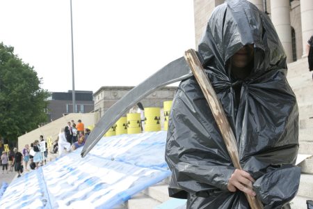 Äänestä ydinvoima historiaan