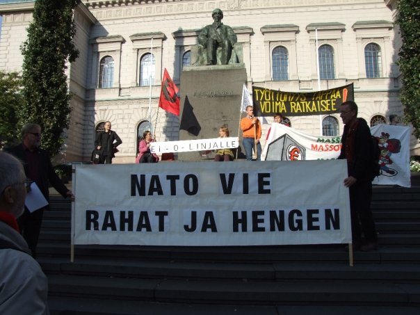 Naton vastaiset ruohonjuuriryhmät
