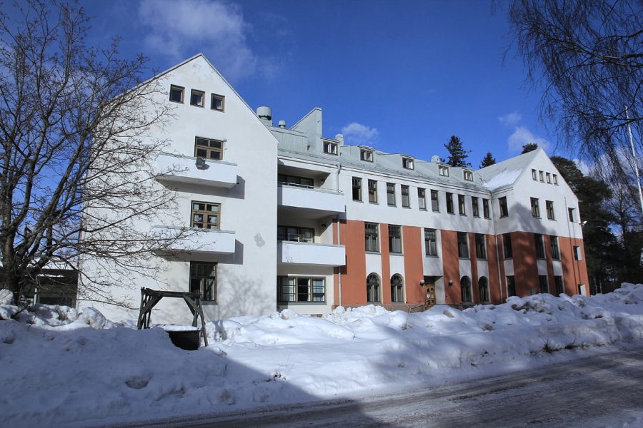 Kaunialan sairaala entinen sotavammasairaala putosi pois kipaotoksesta.