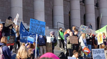 Koululaiset ja nuoret ilmastolakossa vuonna 2019 kuva Allianssi