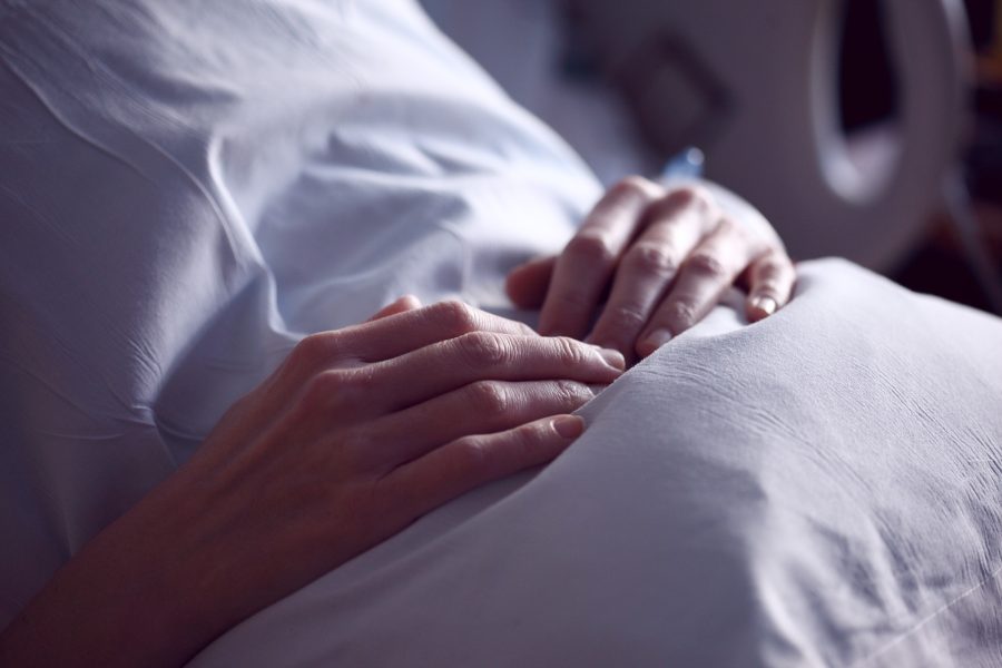 Naisten osallistumiseen syöpäseulontoihin vaikuttavat merkittävästi niin äidinkieli