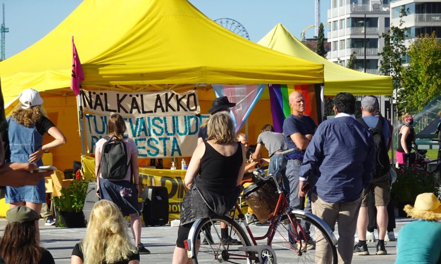 Elokapinan nälkälakko Kansalaistorilla 17.8.2020