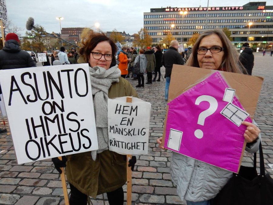 asunnottomien yön tapahtuma 2016 Hakaniemen torilla