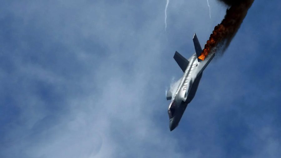 Putoava hävittäjä