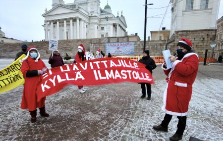 Joulurauhaa ei hävittäjiä Senaatintori 10.12.2021 kuva Emma Grönqvist
