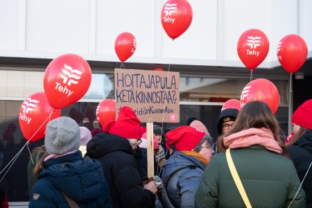 Tehyn ja Superin lakkomielenilmaus Helsinki 1.4.2022 Kuva Emma Grönqvist