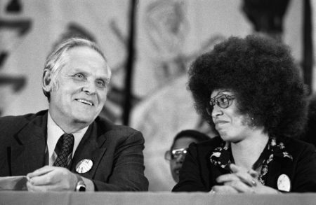 Gus Hall ja Angela Davis