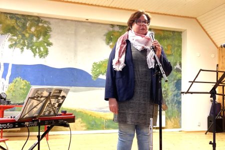 Suomen kommunistisen puolueen puheenjohtaja Tiina Sandberg. Kuva Liisa Taskinen