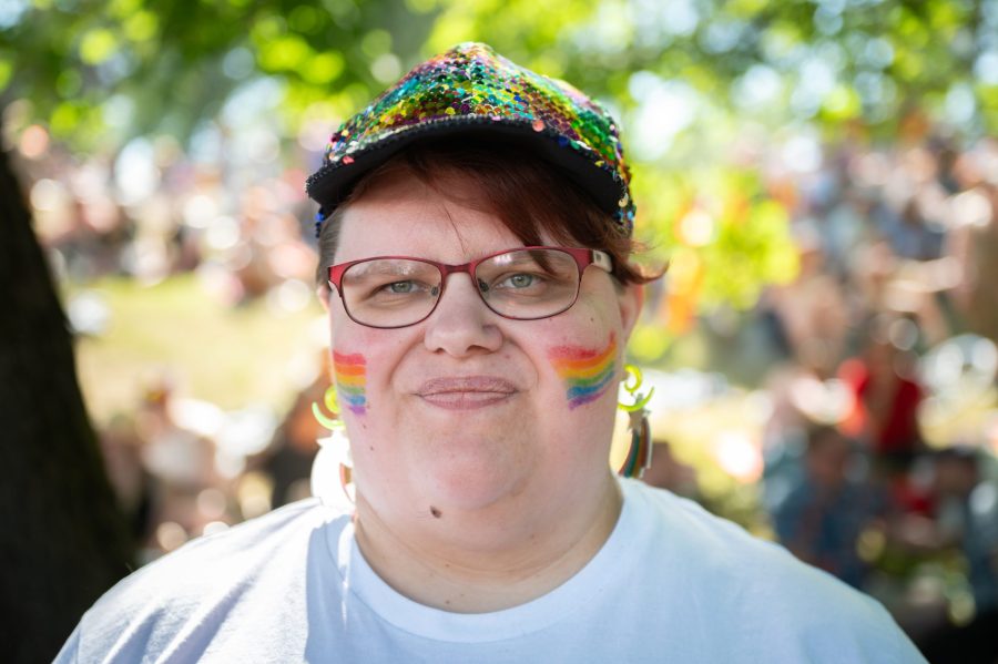 Akira Siivosen mukaan Israelin osallistuminen rikkoo Euroviisujen perusarvoja. Kuva: Emma Grönqvist.