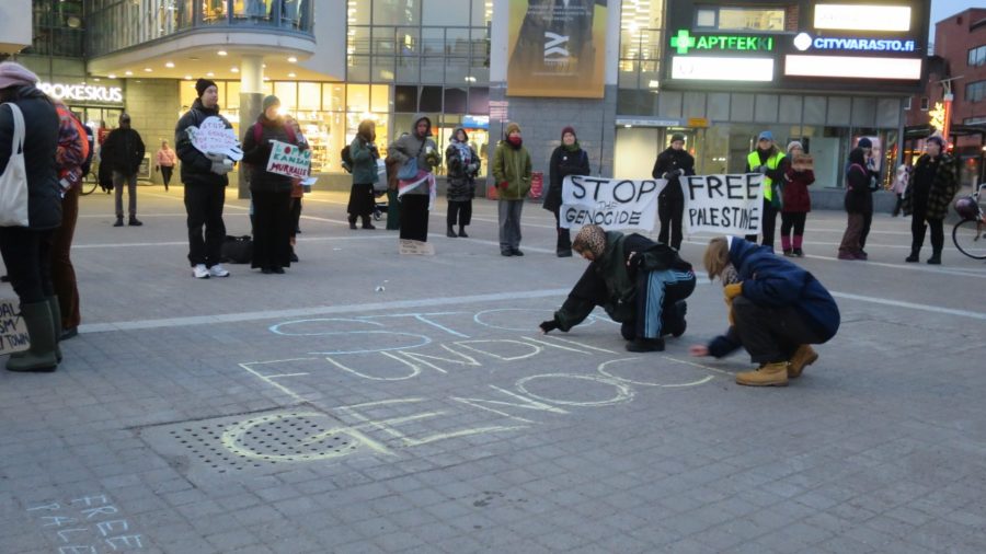 Aktivistit korostavat, että vastuu kansanmurhan vastustamisesta kuuluu myös paikallisille toimijoille. Kuva Tapio Siirilä