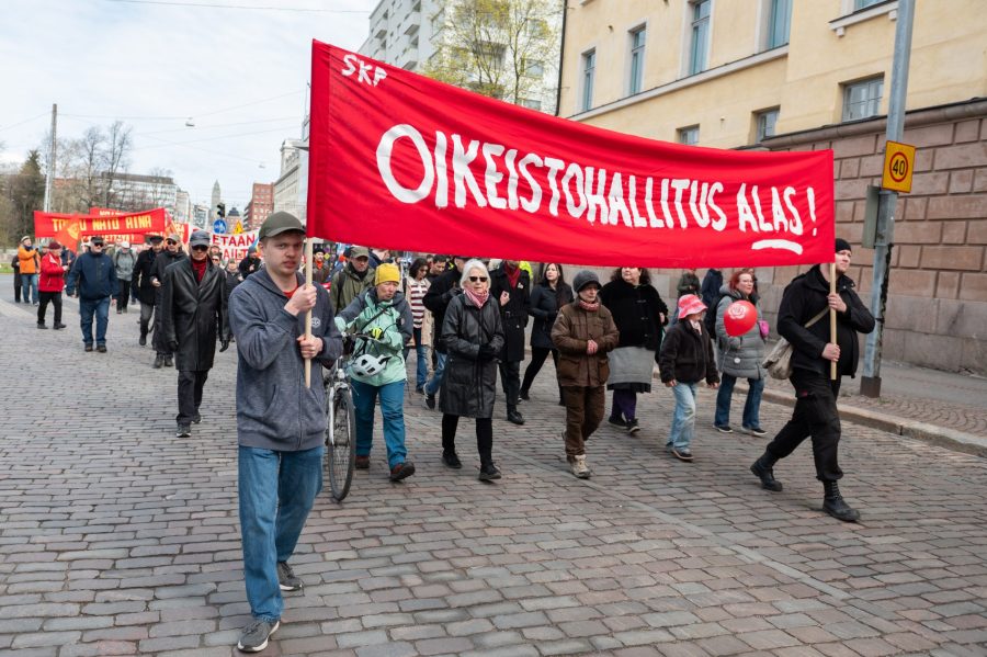 SKP n ay ryhmässä on mukana sekä puolueen jäseniä että ay toimijoita eri taustoista. Kuva Emma Grönqvist