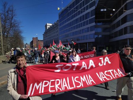 1 sotaa ja imperialismia vastaan