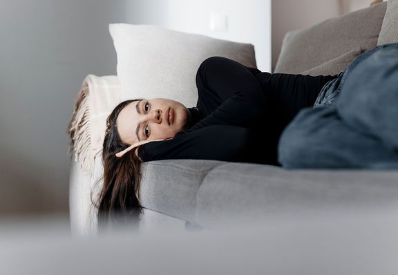 65 prosenttia Suomessa asuvista kokee yksinäisyyttä. Kuva Joonas Brandt Suomen Punainen Risti