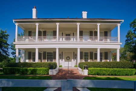 Carl Beasley Ravenna CC BY SA 4.0