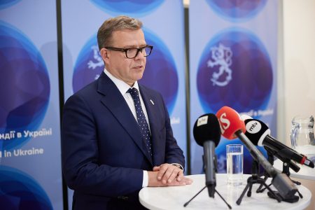 Orpo–Purran hallitus on jo tehnyt leikkauksia, jotka ovat osuneet kipeimmin niihin, joilla ei ole varaa menettää enempää. Kuva Hallitus CCO 2.0