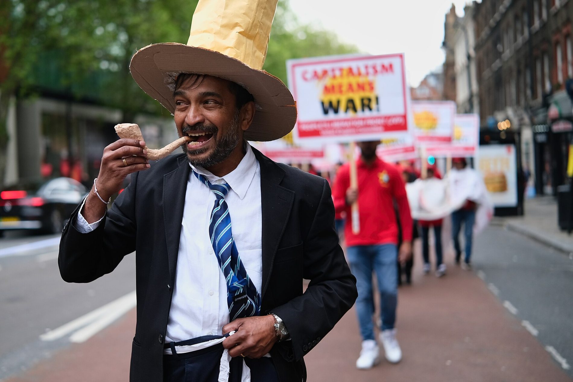 STTKn tuore laskelma paljastaa raa’an luokkaeron suomalaisessa työelämässä. Kuva Alisdare Hickson CCO 2.0