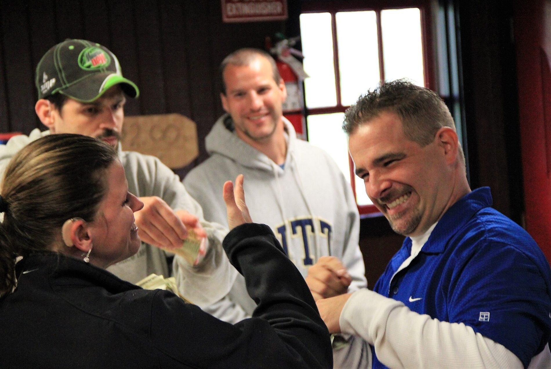 Taide  ja kulttuurivirasto jätti Kuurojen Liiton ilman valtion tukea jo toista vuotta peräkkäin. Kuva Daveynin CCO 2.0