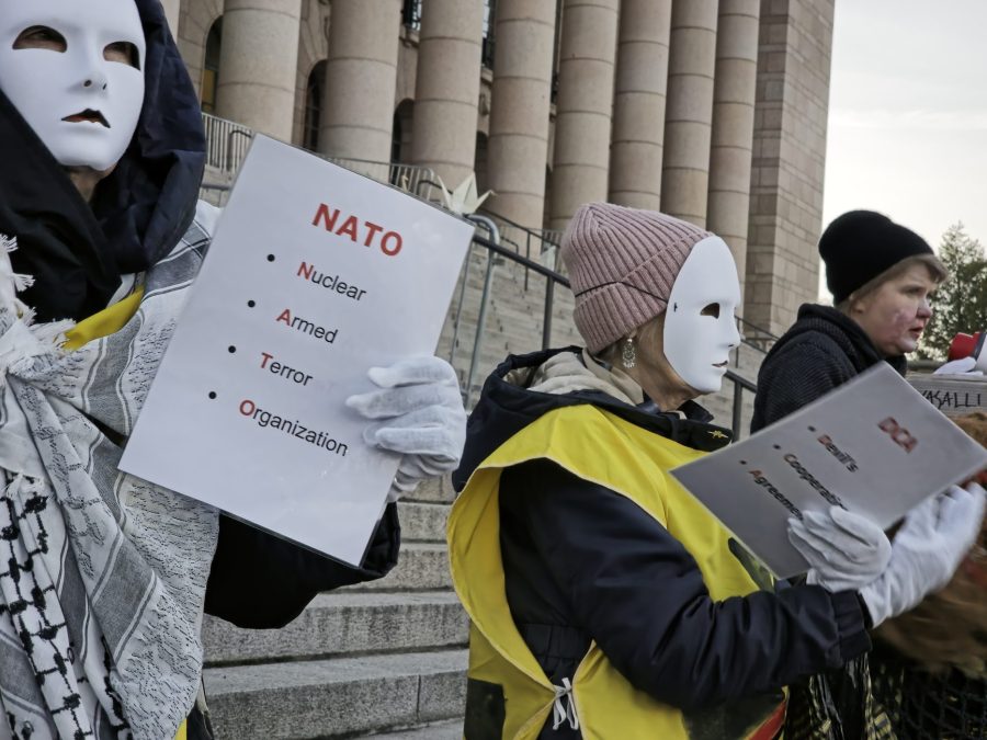 Rauhanjärjestöt ovat olleet aktiivisia koko kevään ja vastustaneet ydinaseiden maahantuontia. Kuva JP (Juha Pekka) Väisänen